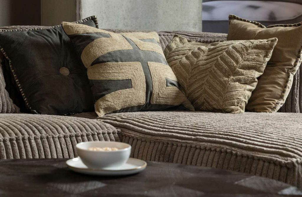 Poduszka Etan haftowana bawełna 40x60cm sepia